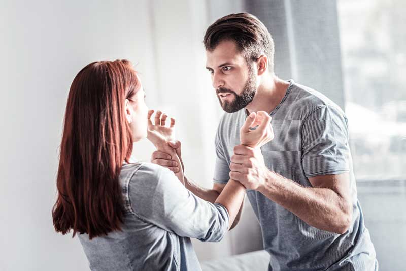 Identifying Signs of Domestic Violence in a Relationship